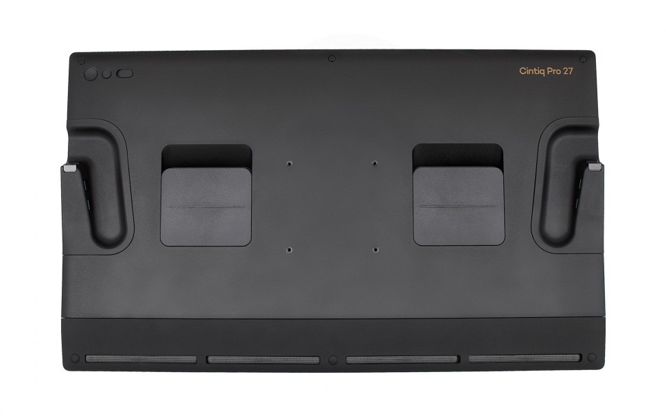 Комплект Wacom Cintiq Pro 27 + подставка Wacom